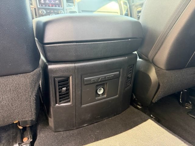 Used 2018 RAM 2500 Big Horn w/ Sport Appearance Group AWD/4WD image 28