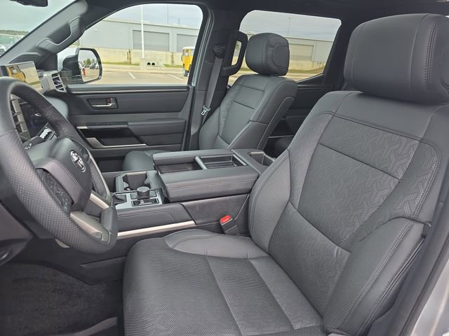 Used 2025 Toyota Tundra Limited image 13