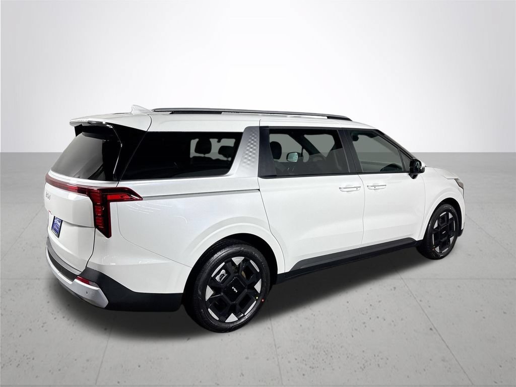 New 2026 Kia Carnival EX FWD image 6