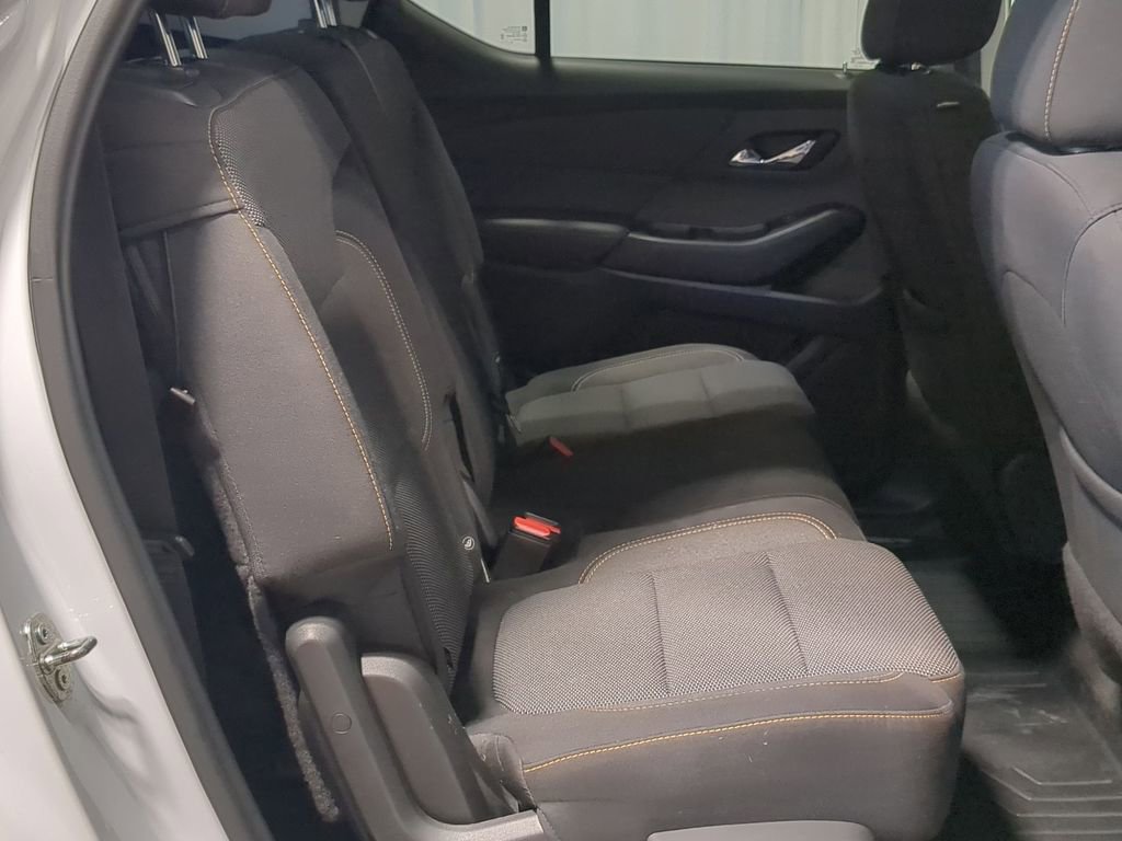 Used 2020 Chevrolet Traverse LS image 30