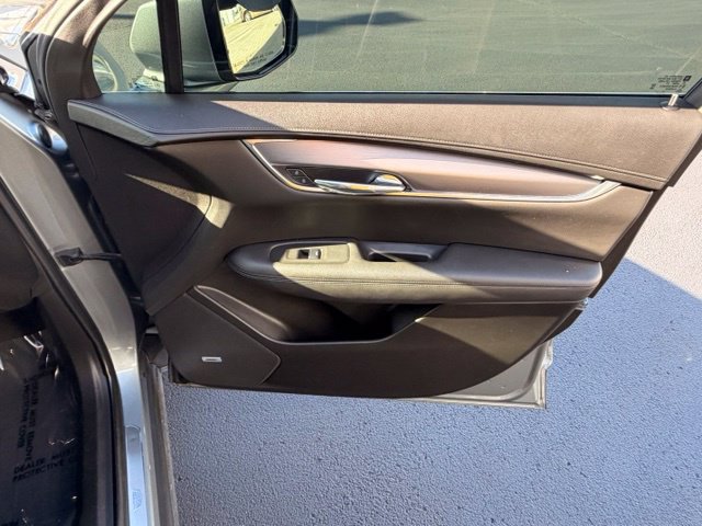 Used 2023 Cadillac XT6 Luxury AWD/4WD image 18