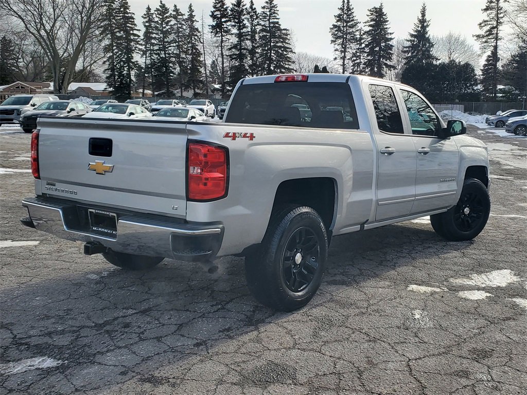 Used 2018 Chevrolet Silverado 1500 LT w/ All Star Edition image 3
