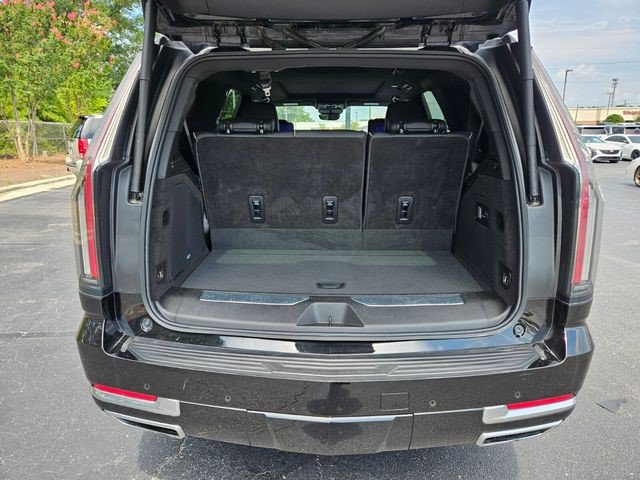 Certified 2025 Cadillac Escalade Premium Luxury AWD/4WD image 15