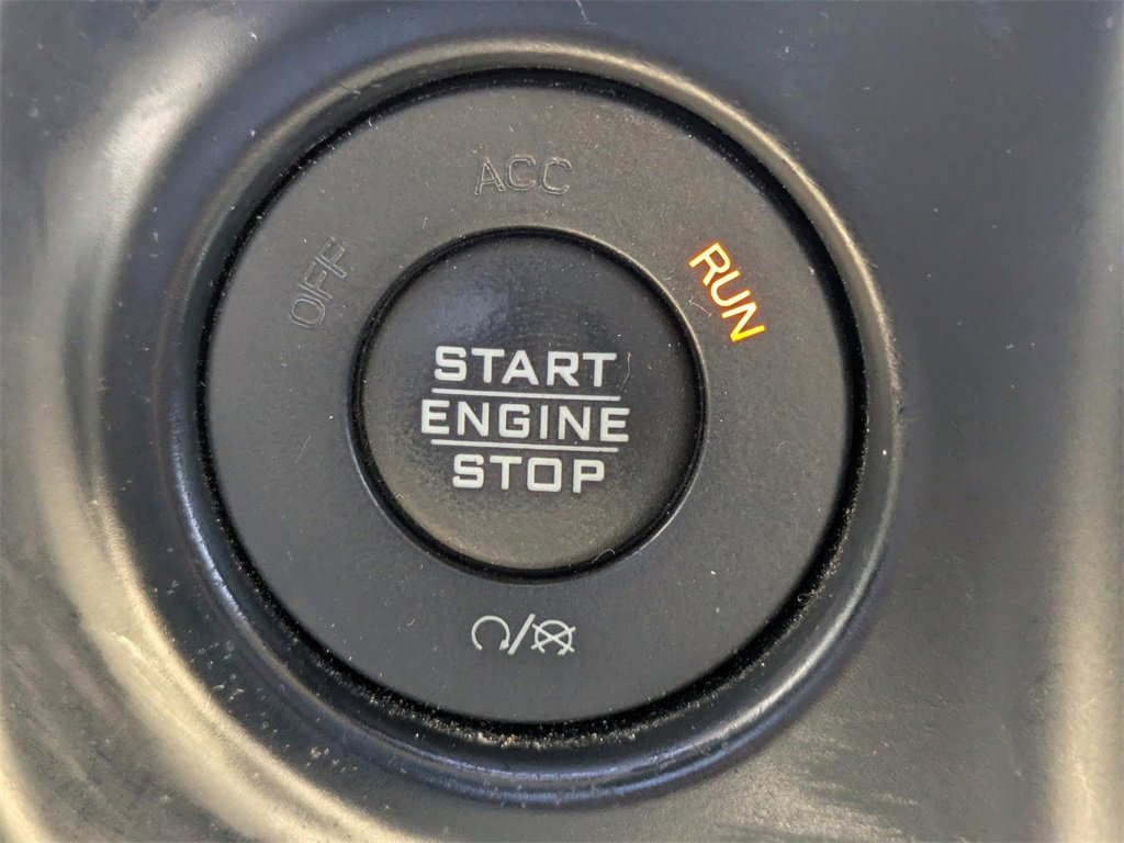 Used 2018 Jeep Wrangler Sport image 33