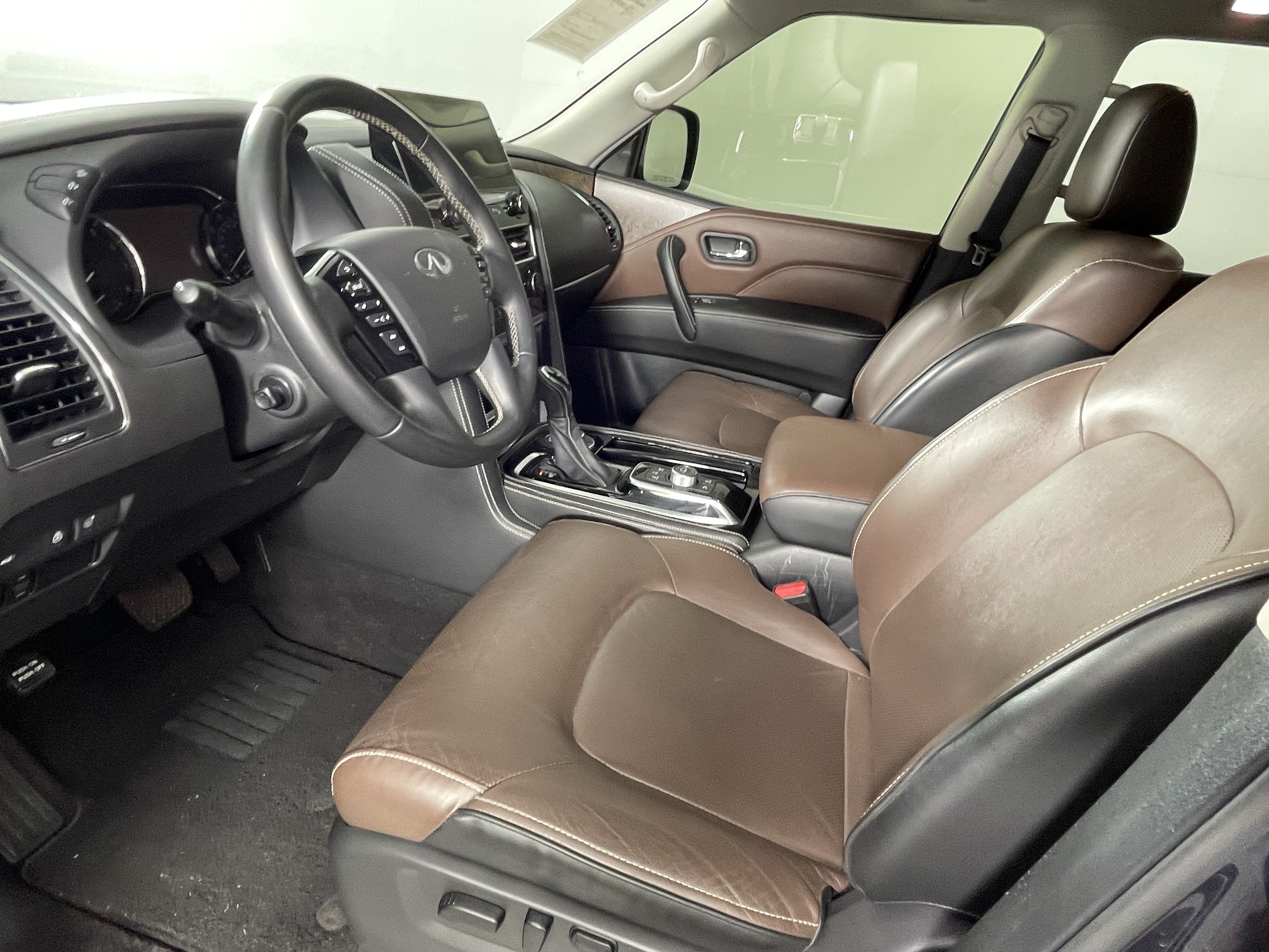 Used 2022 INFINITI QX80 Premium Select w/ Cargo Package AWD/4WD image 9