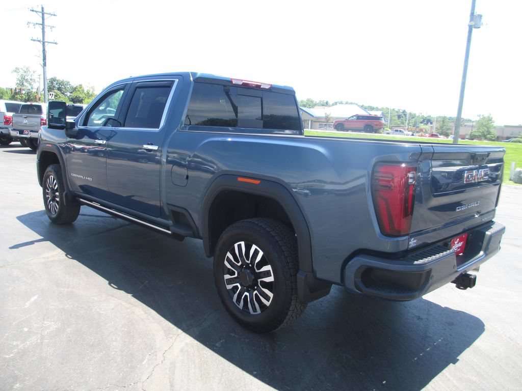 Certified 2025 GMC Sierra 3500 Denali w/ Denali Reserve Package AWD/4WD image 10