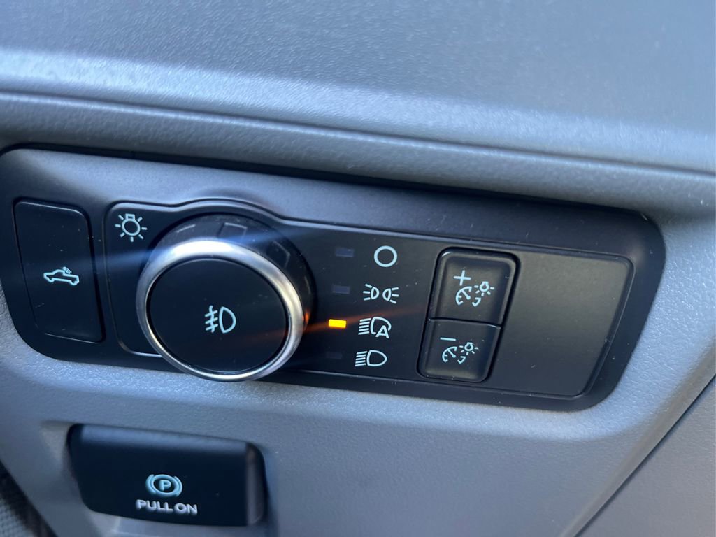 Used 2022 Ford F150 XLT w/ Trailer Tow Package image 15