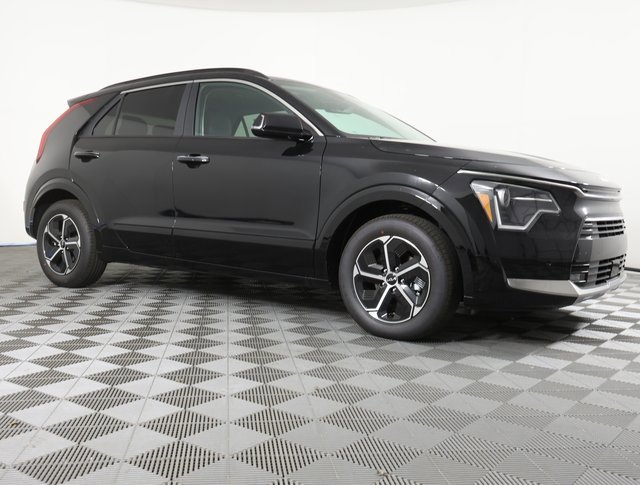 New 2025 Kia Niro SX image 3