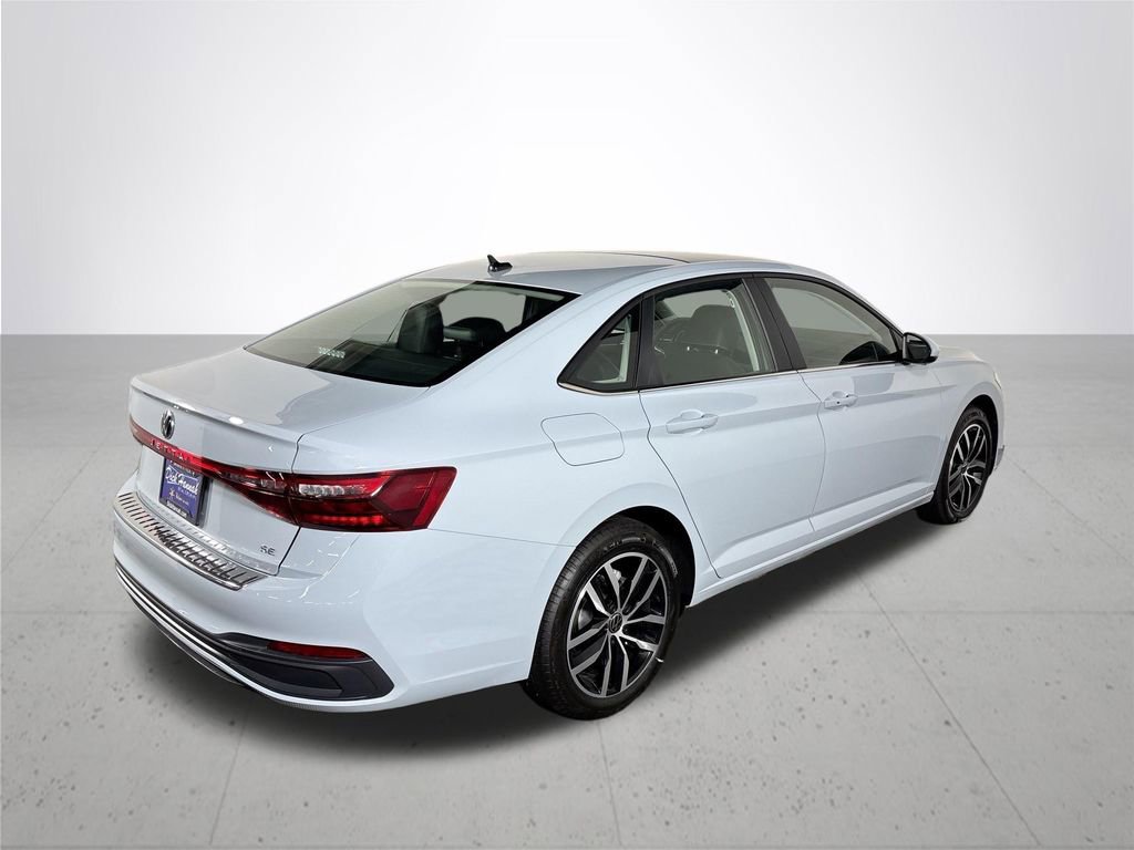 New 2026 Volkswagen Jetta SE image 6