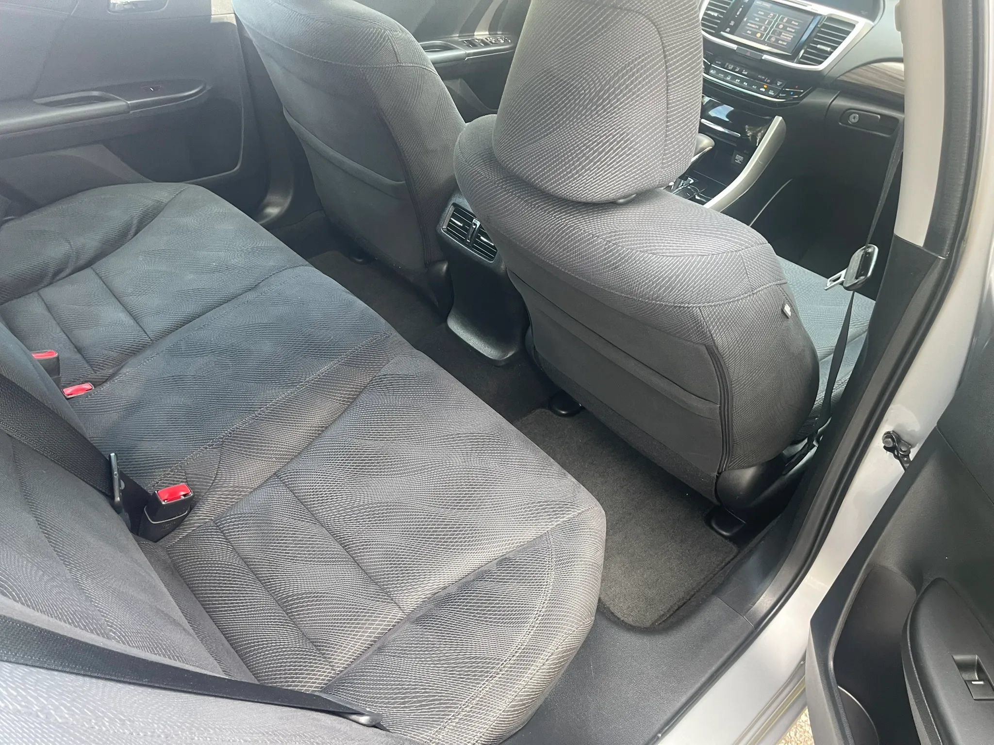 Used 2017 Honda Accord EX image 13