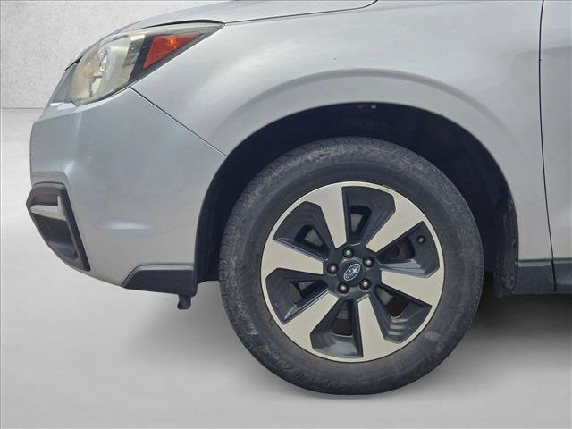Used 2017 Subaru Forester 2.5i Premium w/ All-Weather Package AWD/4WD image 6