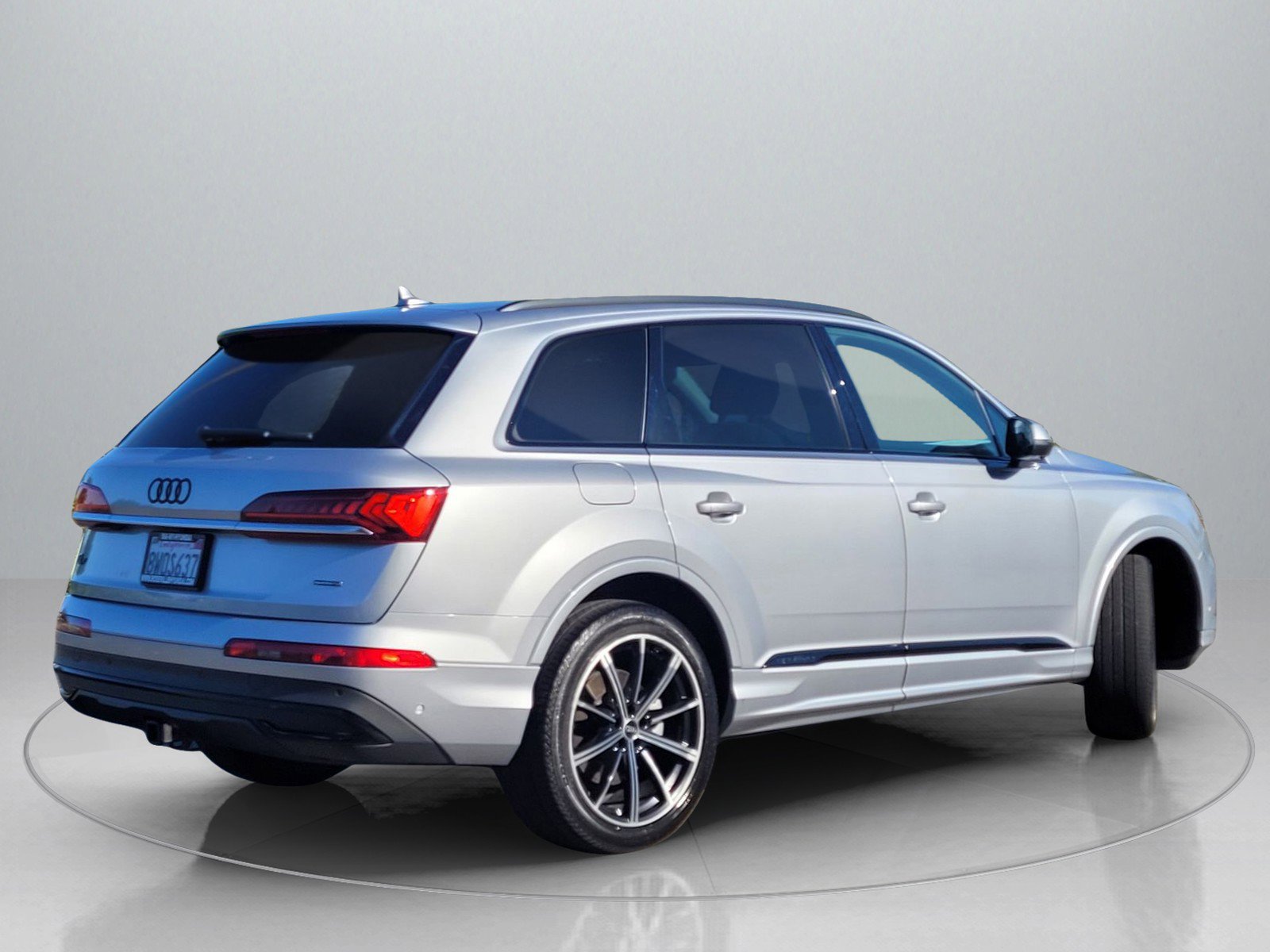 Used 2021 Audi Q7 3.0T Premium Plus w/ Premium Plus Package image 8
