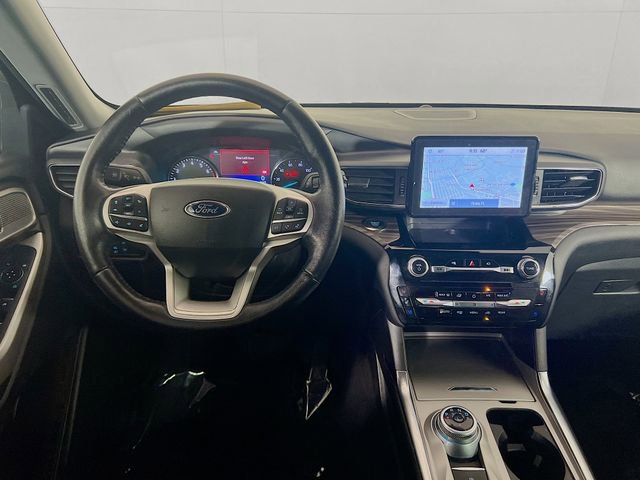 Used 2023 Ford Explorer Limited image 21