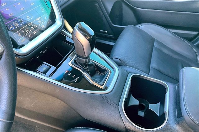 Used 2022 Subaru Outback Limited image 14