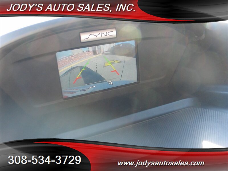 Used 2017 Ford C-MAX SE FWD image 19