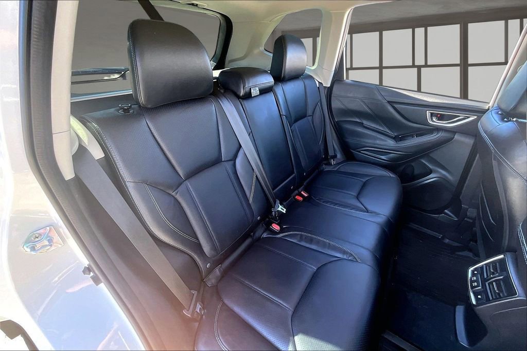 Used 2022 Subaru Forester Touring image 25