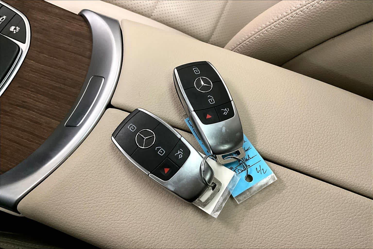 Used 2022 Mercedes-Benz GLC 300 4MATIC image 15