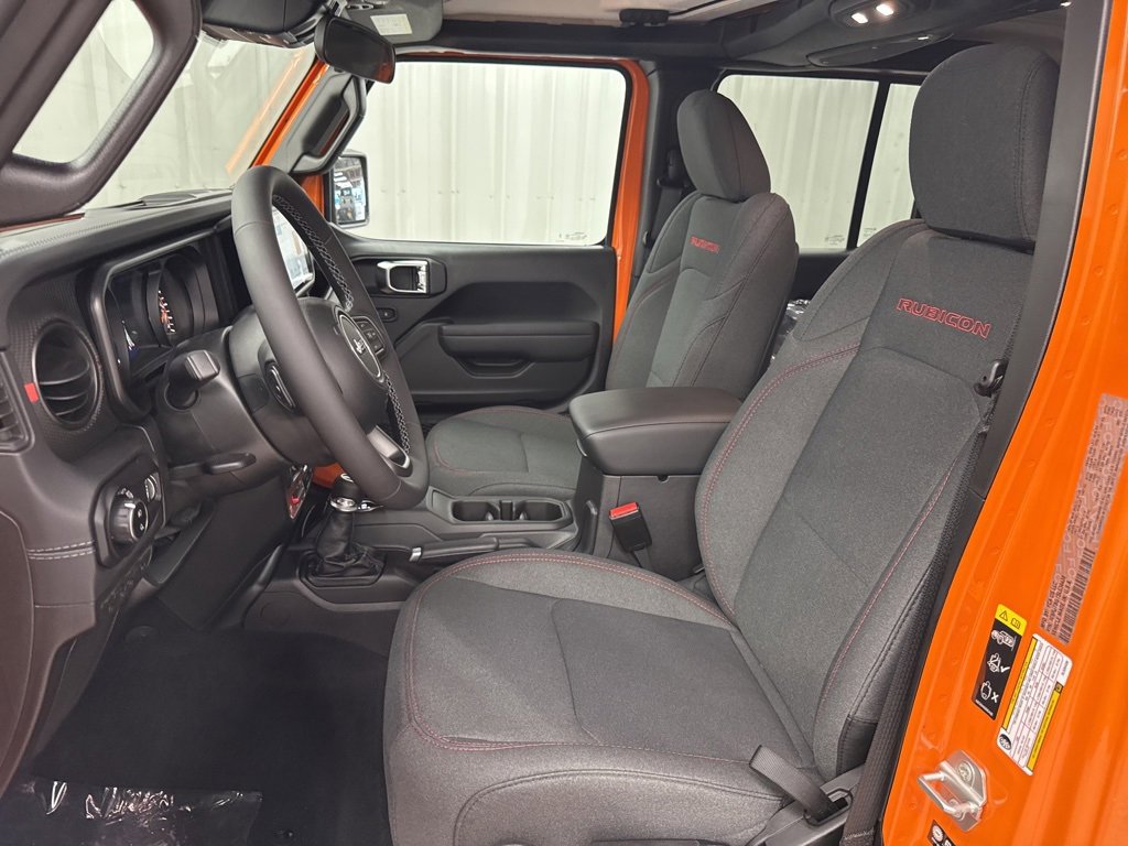 New 2025 Jeep Gladiator Rubicon w/ Convenience Group image 12