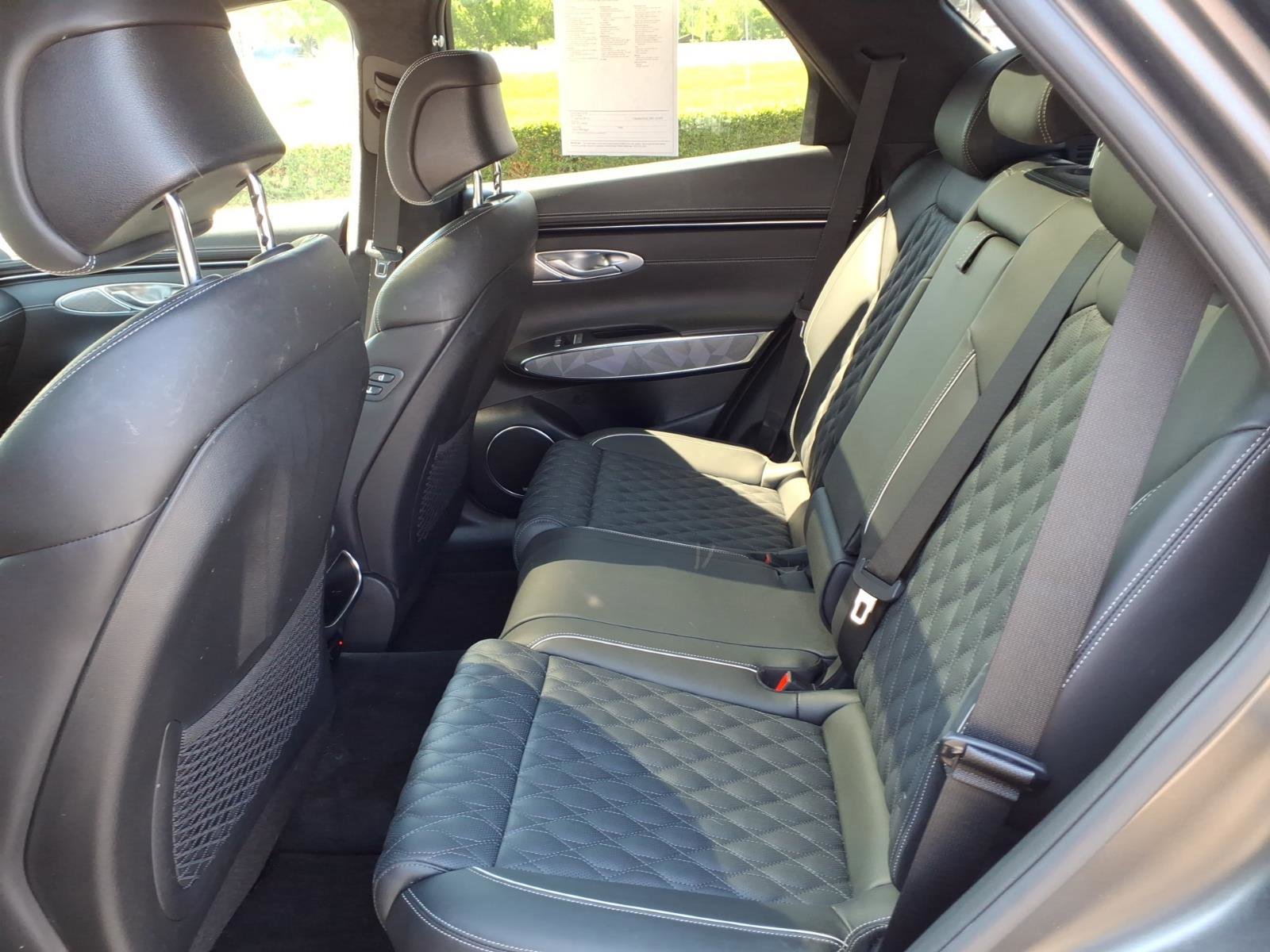 Used 2024 Genesis GV70 3.5T Sport w/ Sport Advanced Package AWD/4WD image 28