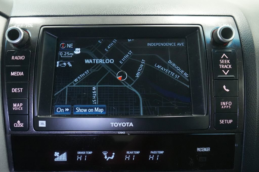 Used 2013 Toyota Sequoia Platinum image 41