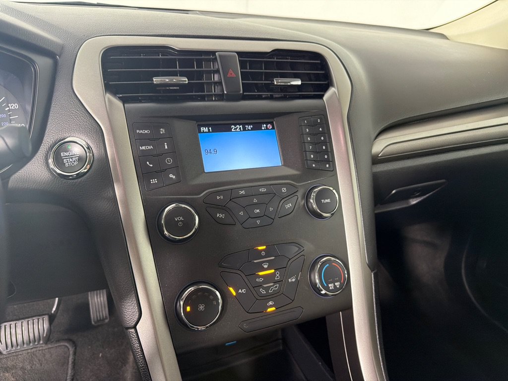 Used 2020 Ford Fusion S FWD image 14