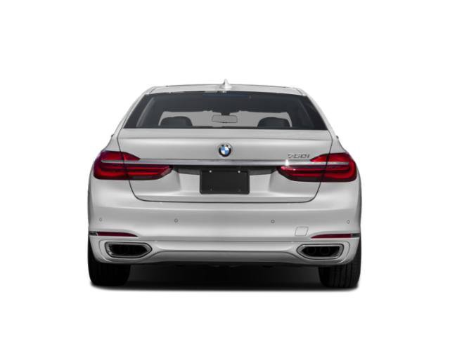 Used 2019 BMW 750i xDrive w/ Luxury Rear Seating Package AWD/4WD image 8