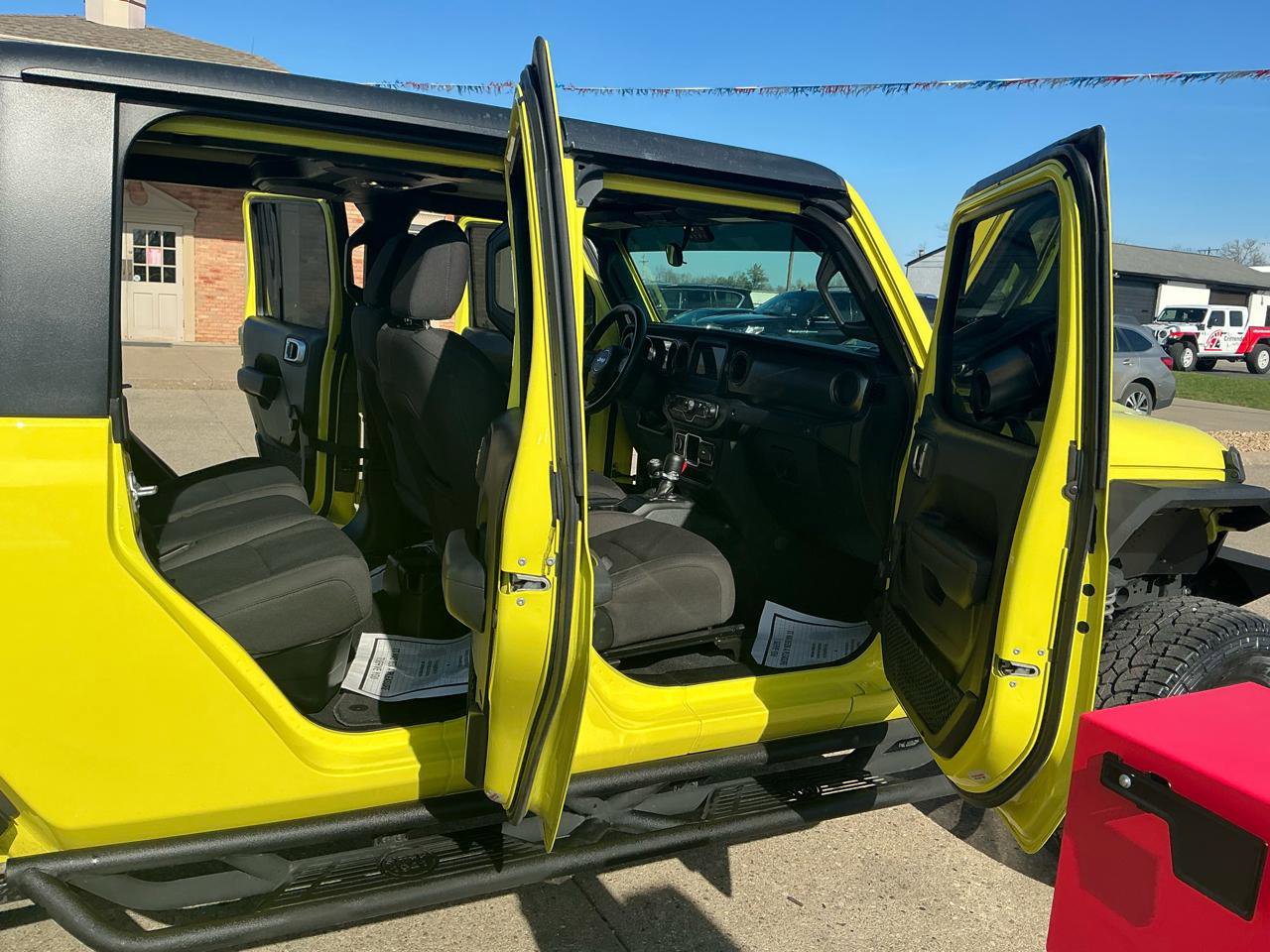 Used 2023 Jeep Gladiator Sport image 21