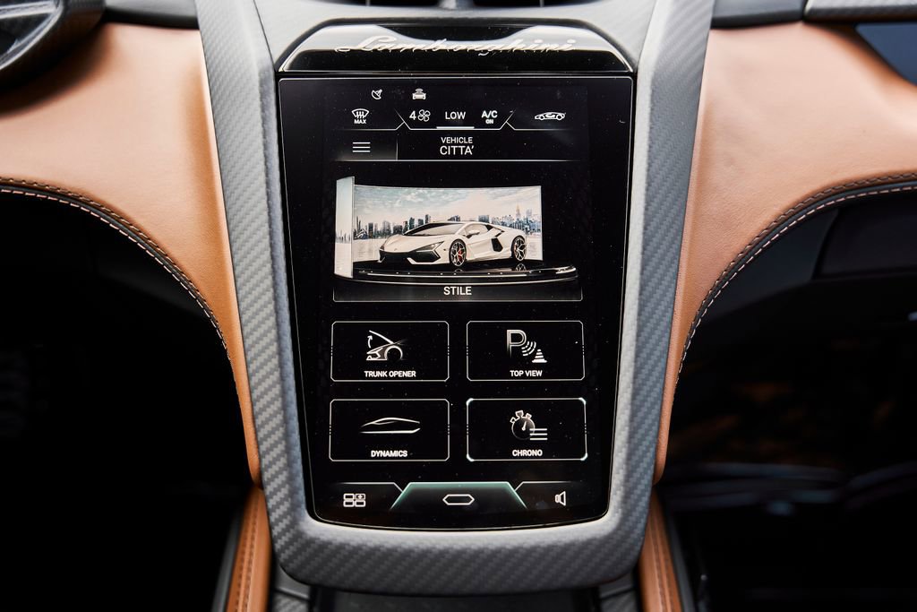 Used 2025 Lamborghini Revuelto AWD/4WD image 72