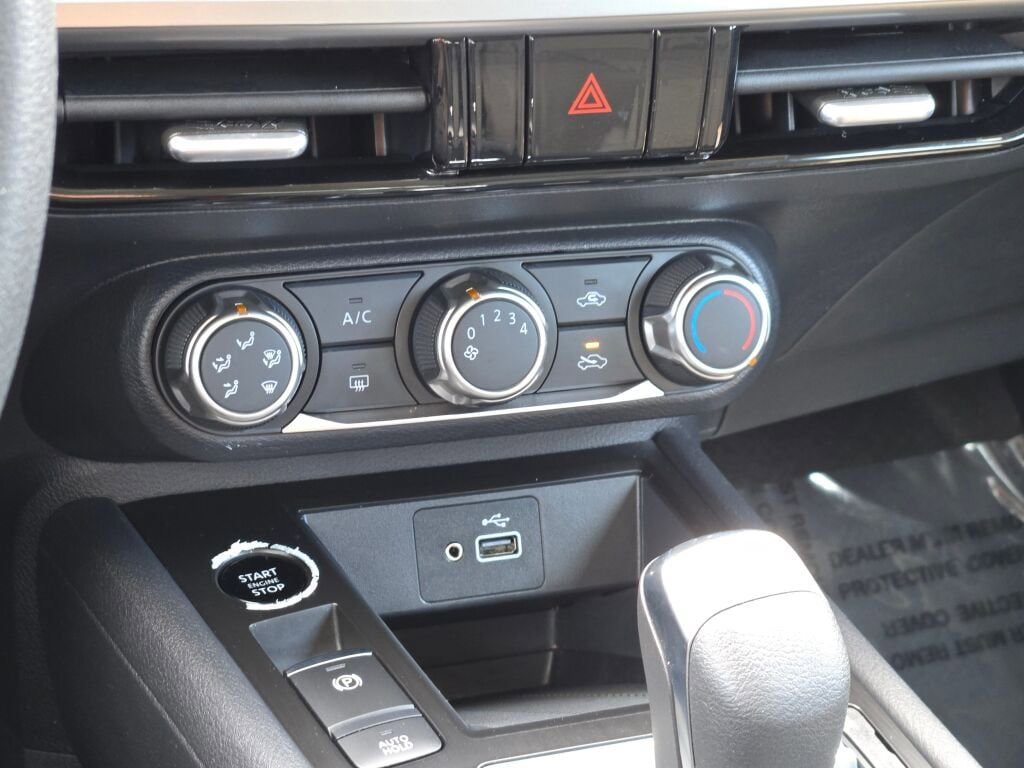 Used 2025 Nissan Kicks S image 23