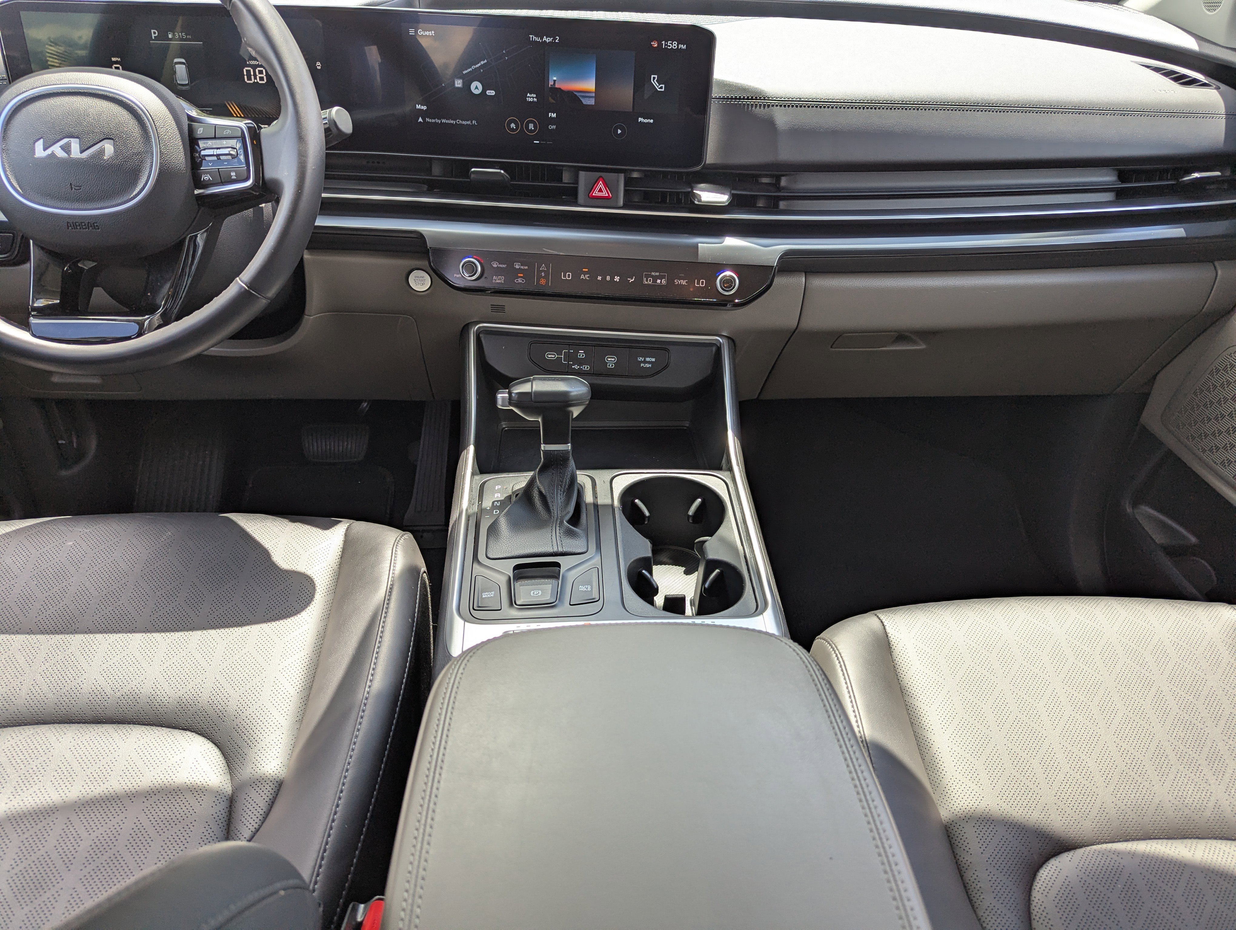 Certified 2025 Kia Carnival image 14