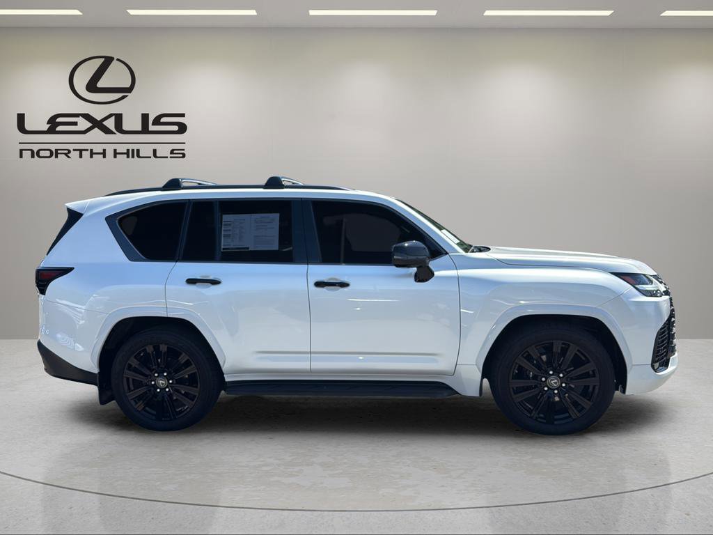 Used 2023 Lexus LX 600 4WD w/ Appearance Package image 5