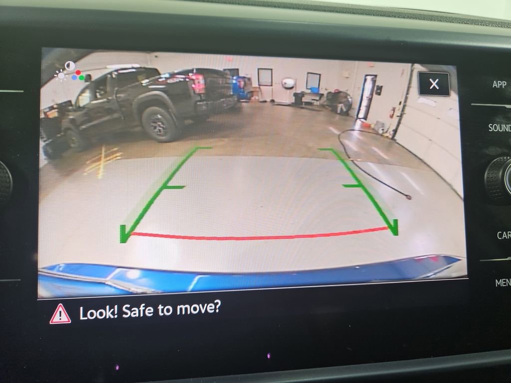 Certified 2024 Volkswagen Taos SE w/ Black Wheel Package image 22