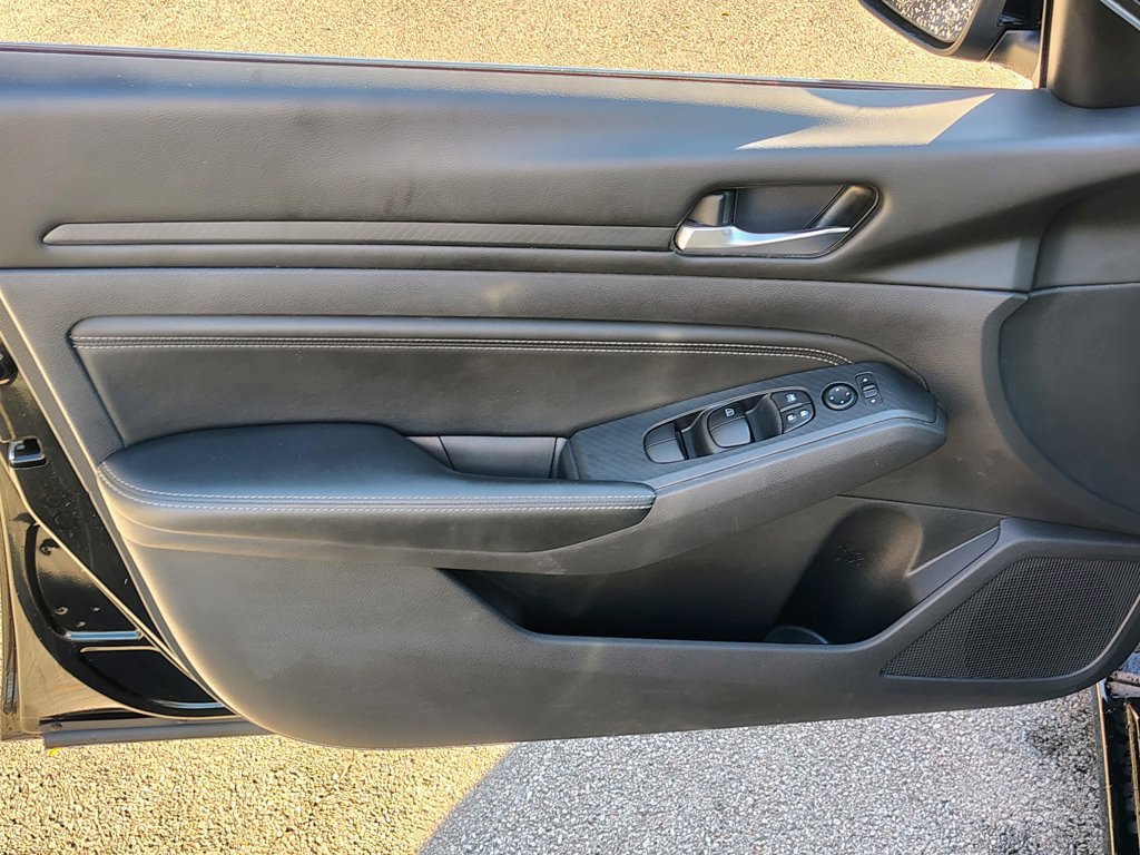 Used 2020 Nissan Altima 2.5 S FWD image 13