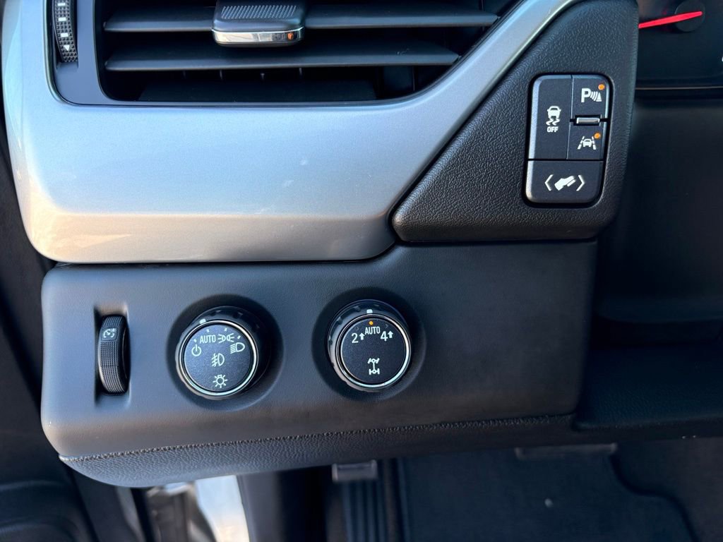 Used 2018 Chevrolet Tahoe Premier image 25