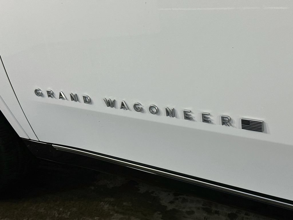 Used 2023 Jeep Grand Wagoneer 4WD image 28