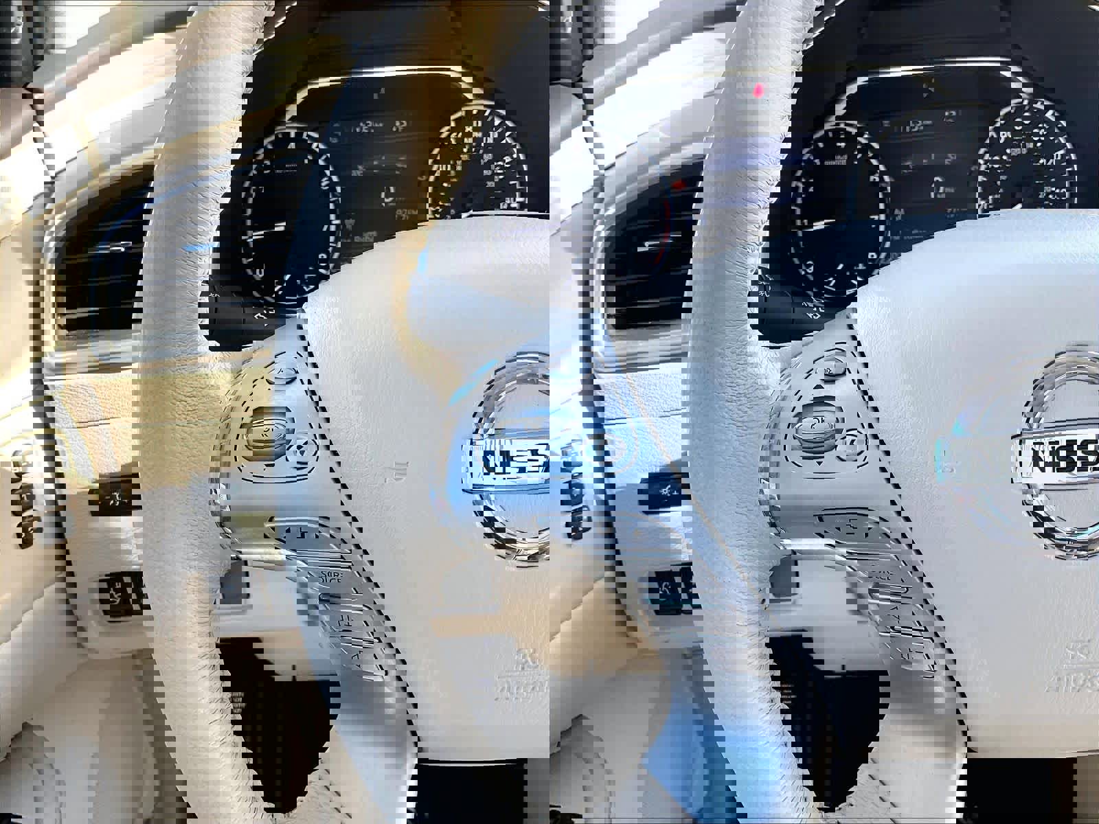 Used 2018 Nissan Murano SL w/ Moonroof Package image 23