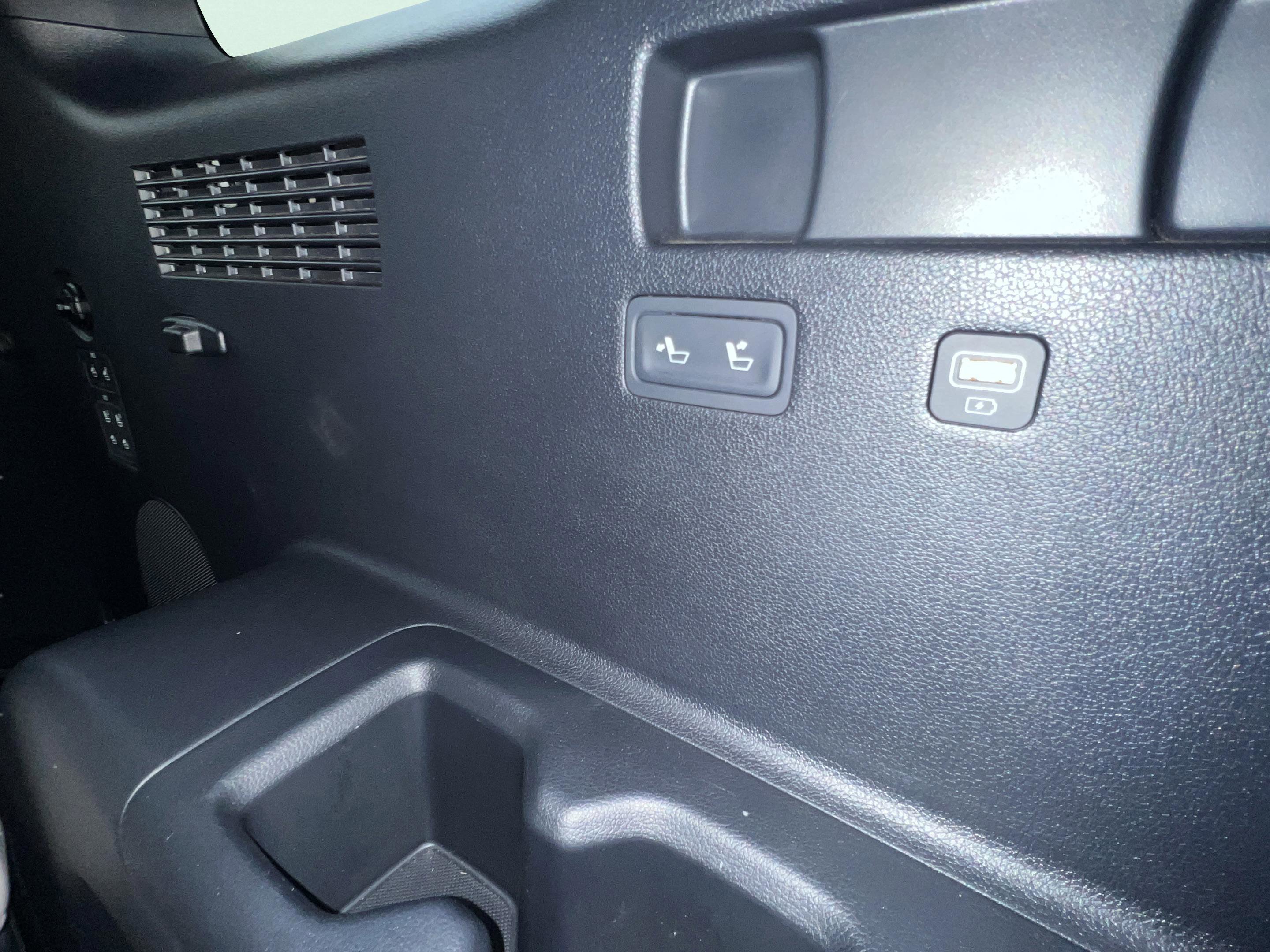 Certified 2021 Hyundai Palisade Limited image 24