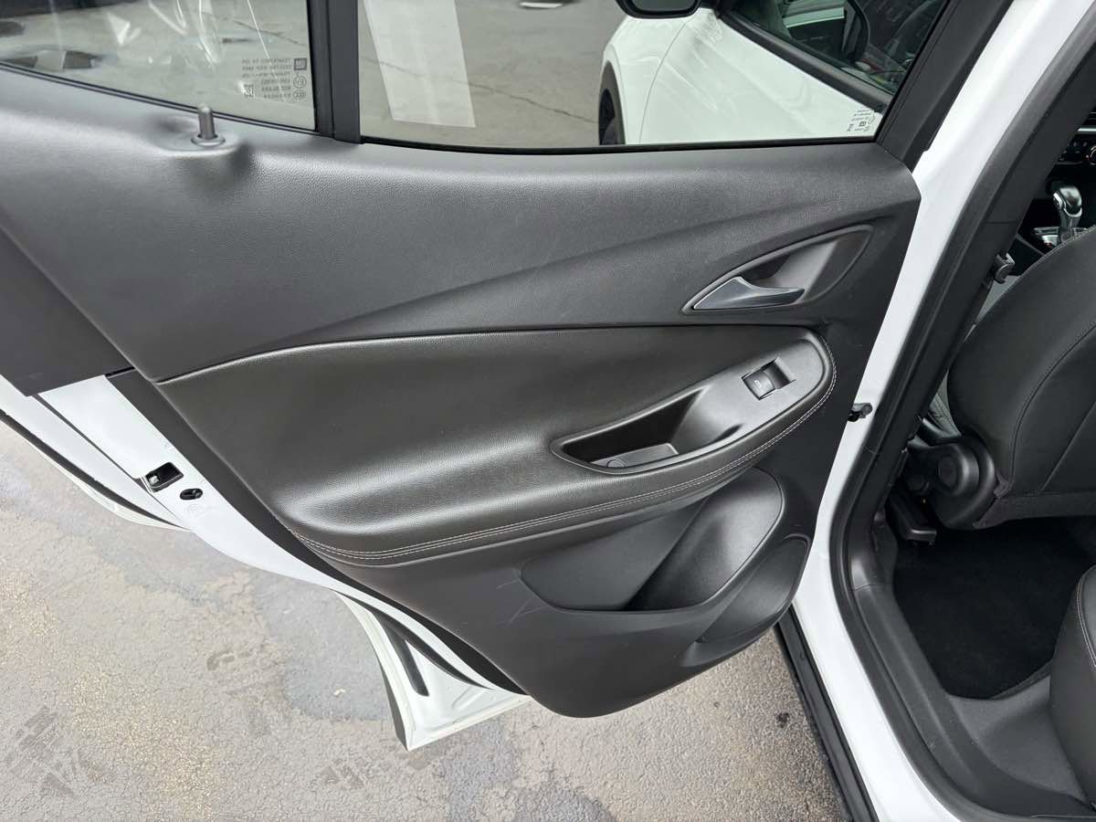 Used 2024 Buick Encore GX Preferred FWD image 17