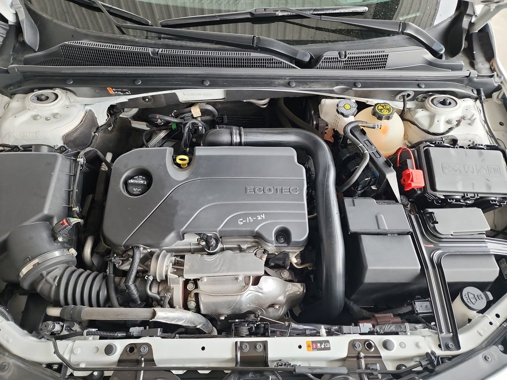 Used 2024 Chevrolet Malibu LT FWD image 40