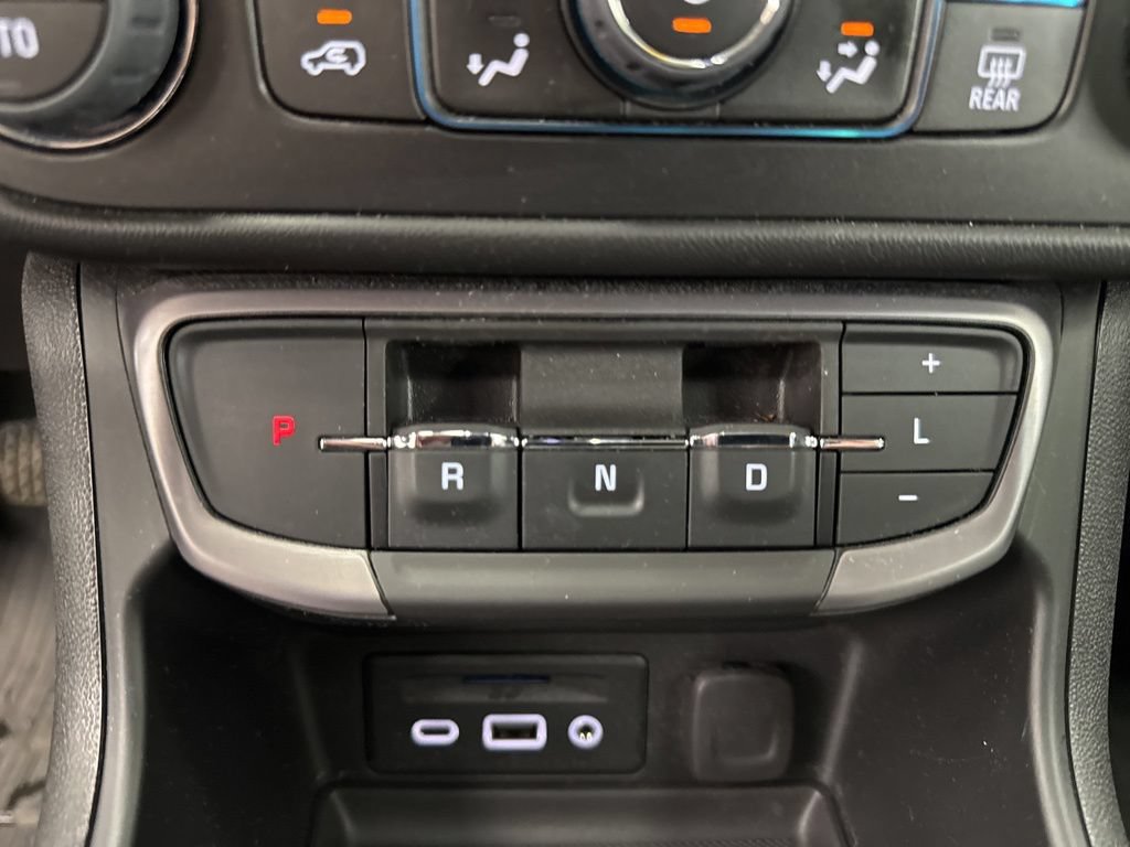Used 2023 GMC Terrain AT4 w/ Tech Package AWD/4WD image 38