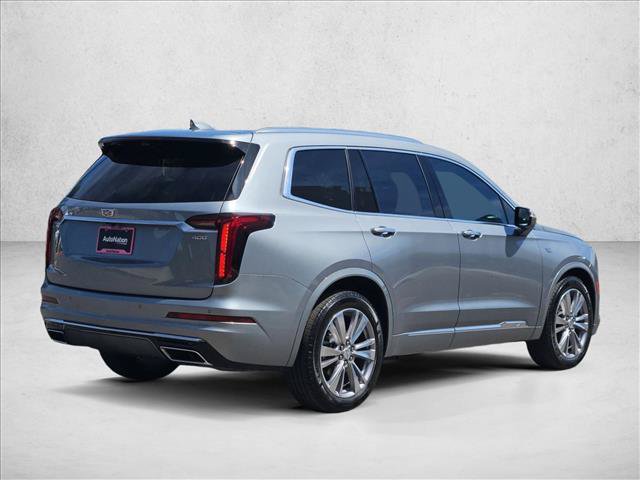 Used 2024 Cadillac XT6 Premium Luxury w/ Technology Package FWD image 8