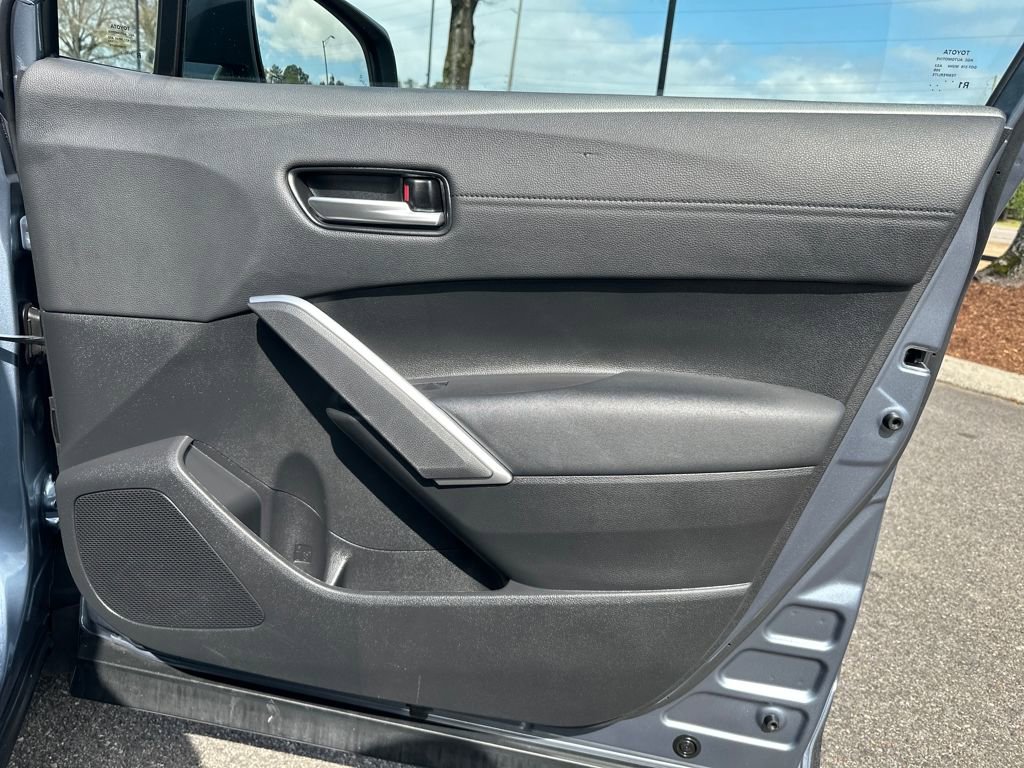 Used 2024 Toyota Corolla Cross XSE w/ Convenience Package image 36