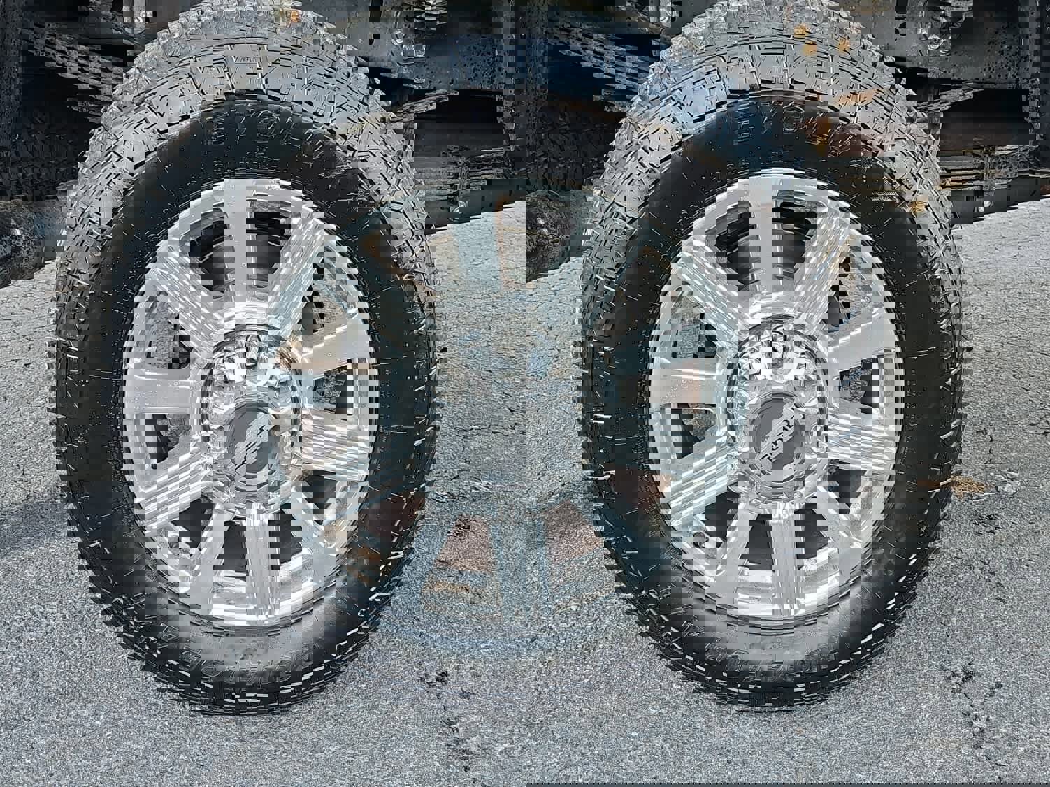 Used 2019 Ford F350 Limited w/ Snow Plow Prep Package image 11