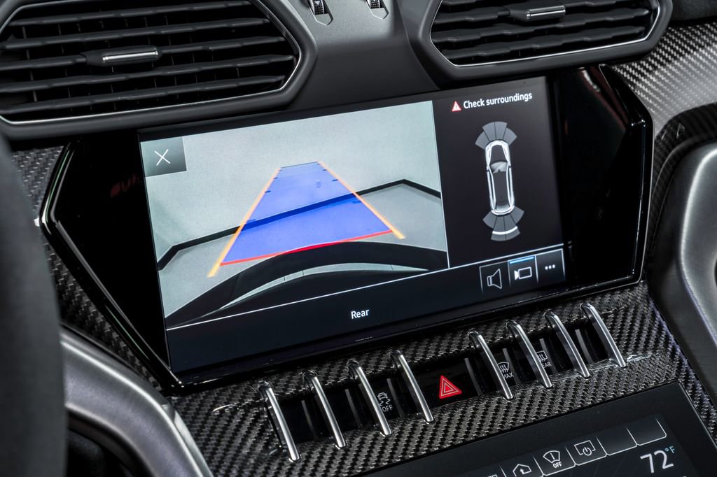 Used 2023 Lamborghini Urus Performante AWD/4WD image 28