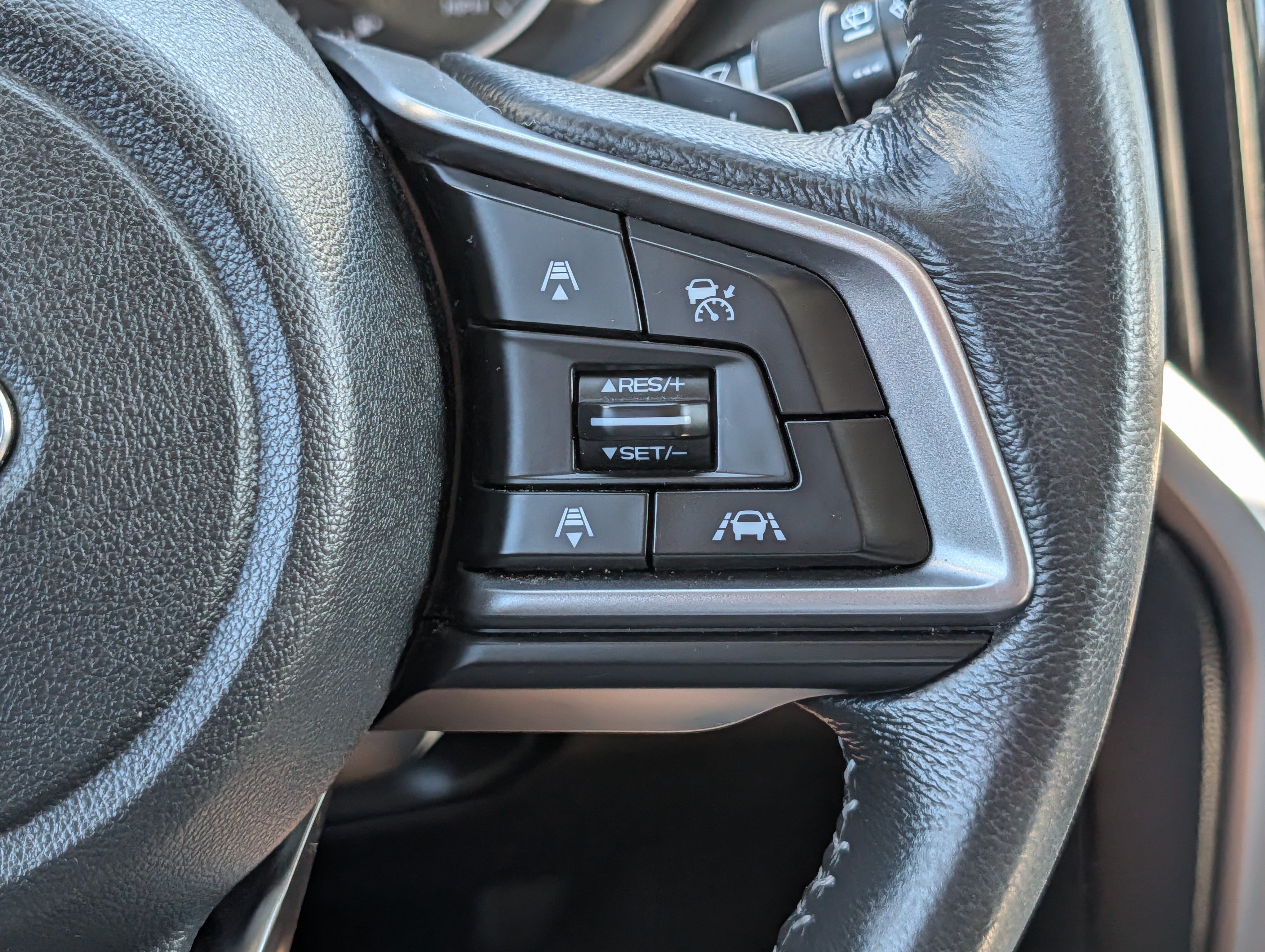 Used 2019 Subaru Ascent Premium AWD/4WD image 30