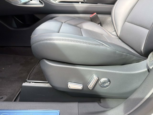 New 2026 Lincoln Nautilus Premier AWD/4WD image 10