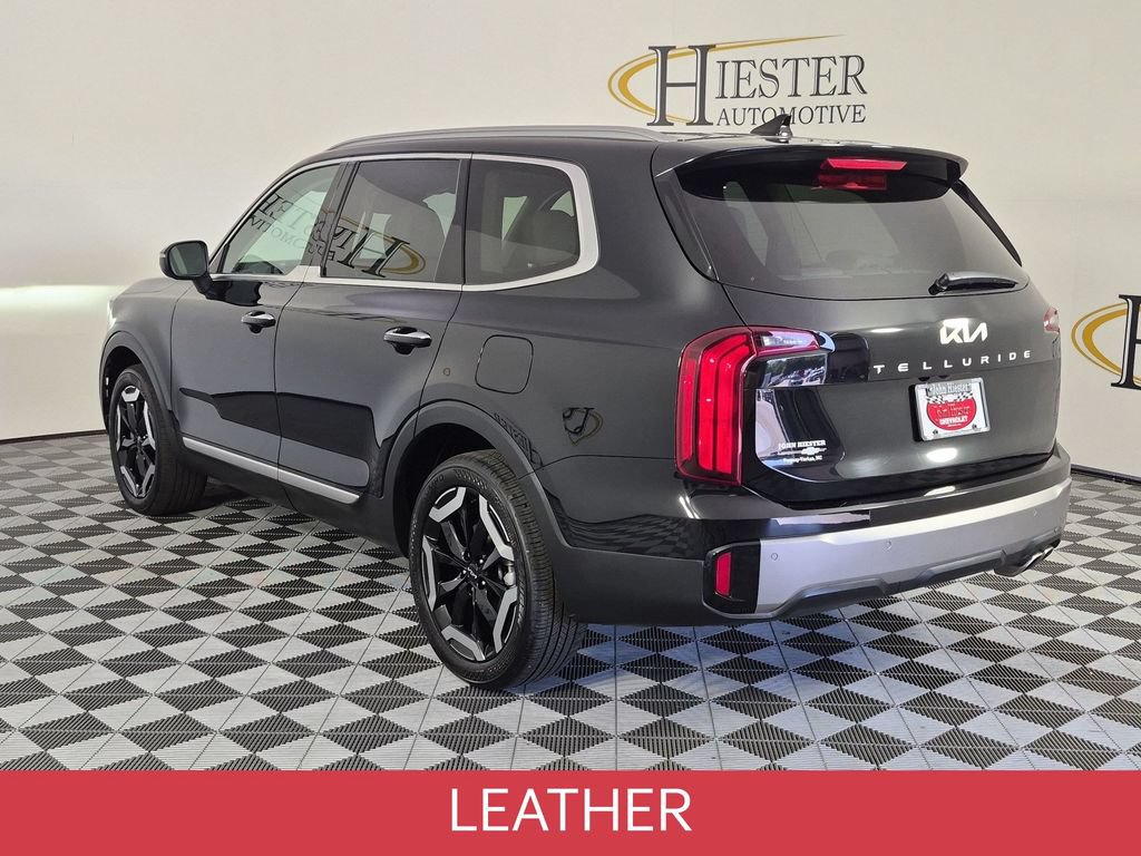 Used 2025 Kia Telluride S FWD image 6