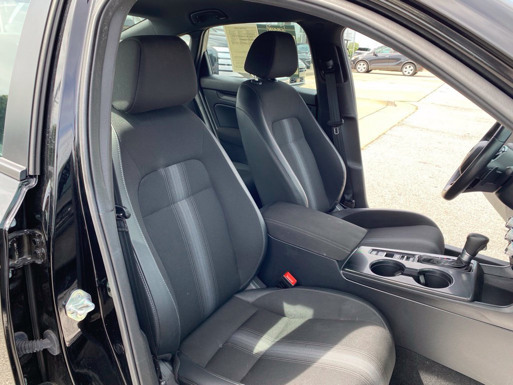 Used 2025 Honda Civic Sport image 29