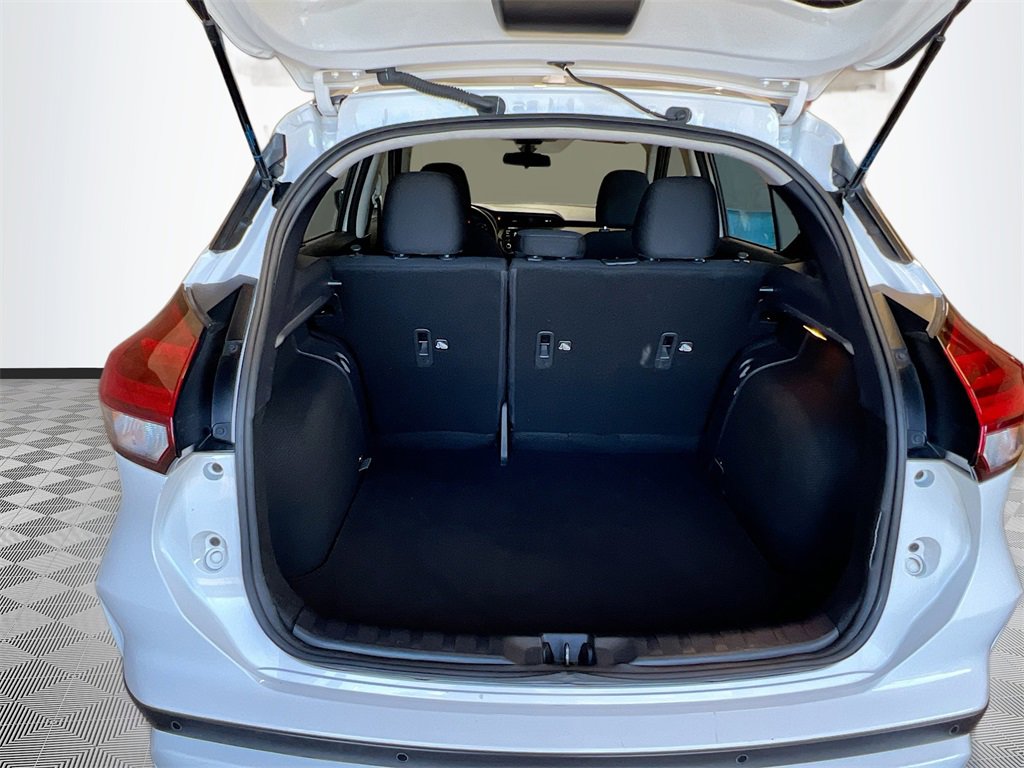 Used 2024 Nissan Kicks SV image 22