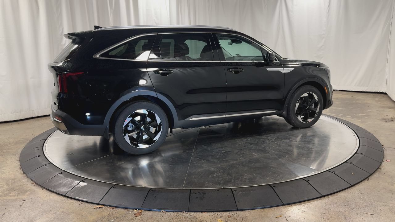 New 2026 Kia Sorento EX w/ EX Premium Package AWD/4WD image 2